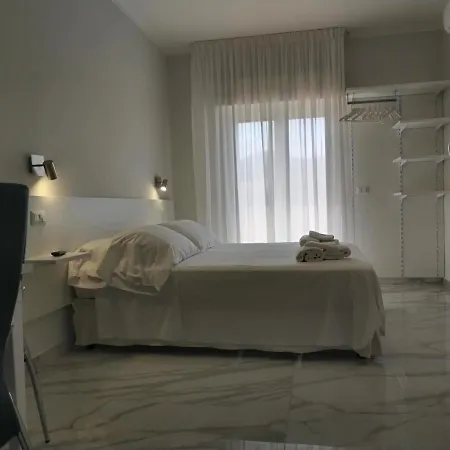 Lejlighedshotel Laura &