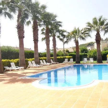 Lejlighedshotel Laura &