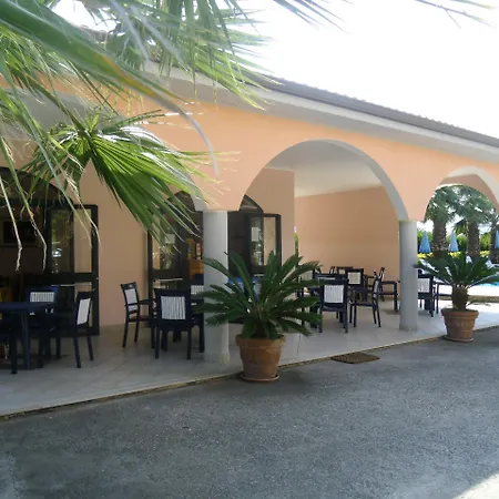 Apart-hotel Laura & Ascea
