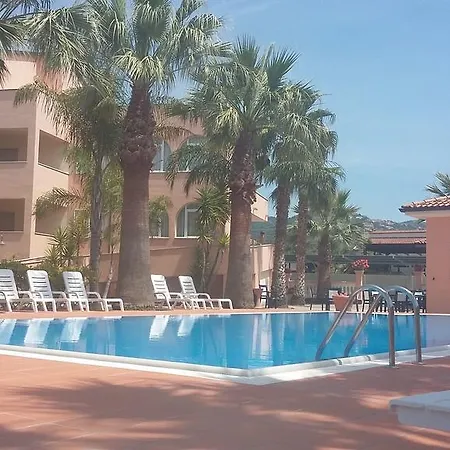 Apart-hotel Laura & Ascea
